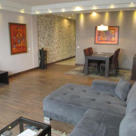 Genex Apartment Belgrado Buitenkant foto