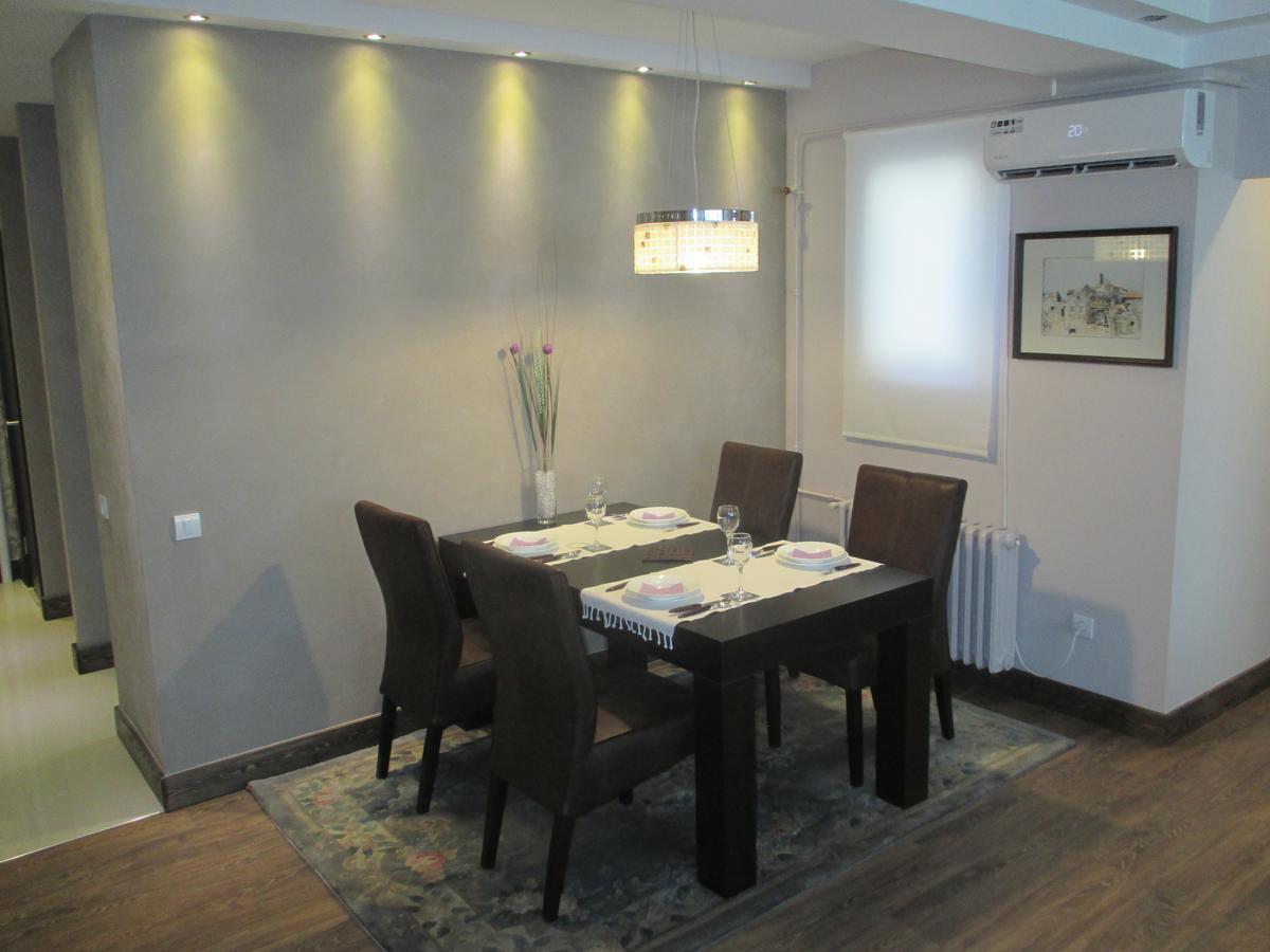 Genex Apartment Belgrado Buitenkant foto